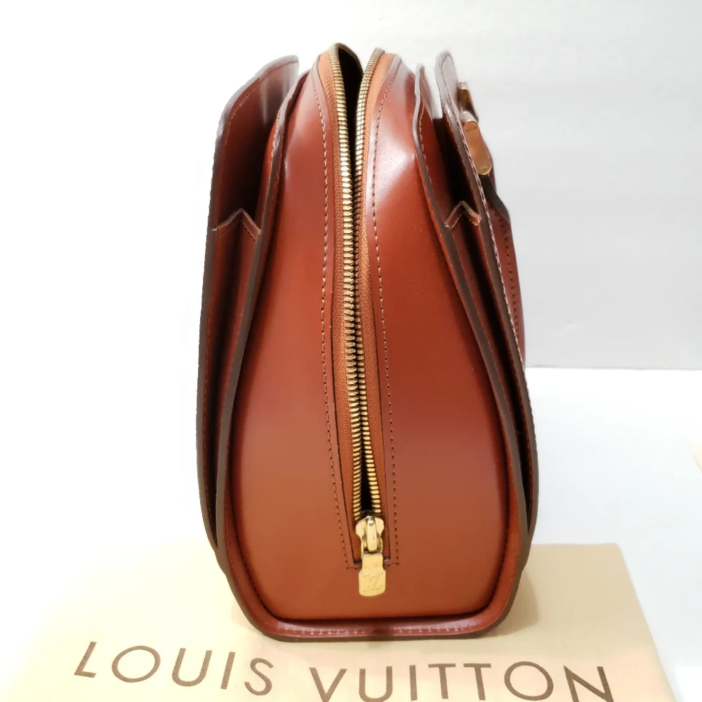 ❤️ Authentic* LV Cognac Satchel Great Condition!! EPI LEATHER. Christmas SALE!!
